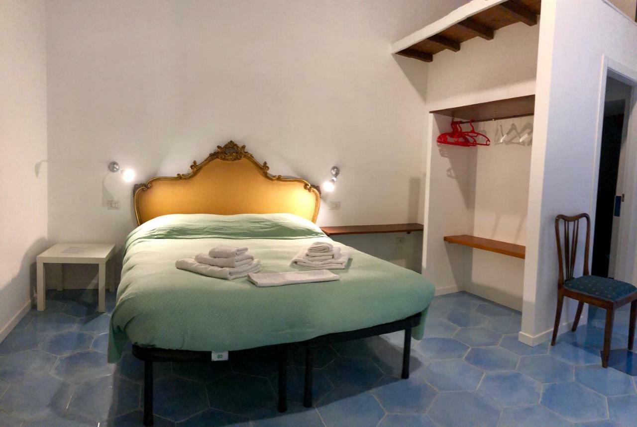Il Sole Di Montesanto Bed & Breakfast Naples Exterior photo