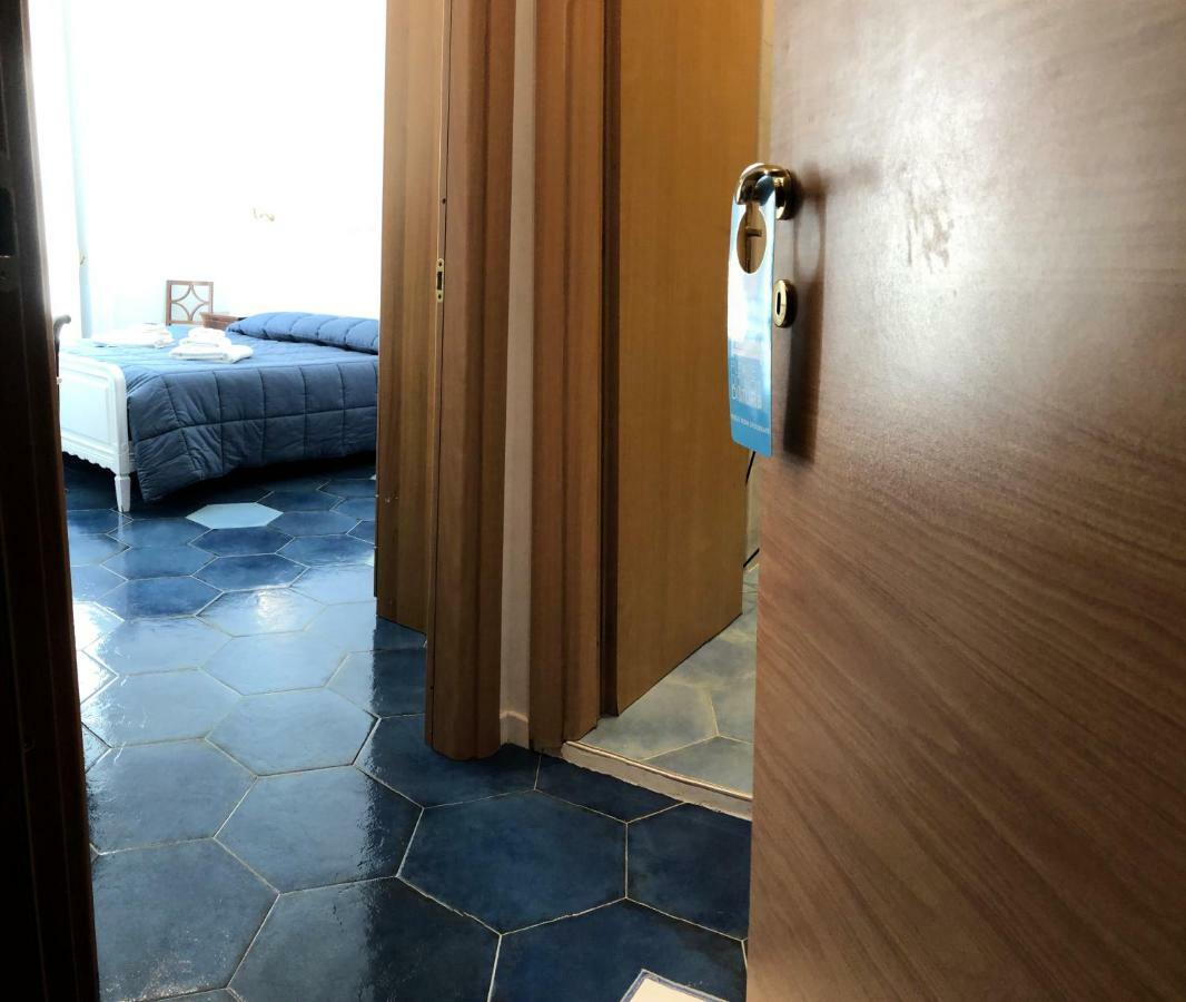 Il Sole Di Montesanto Bed & Breakfast Naples Exterior photo