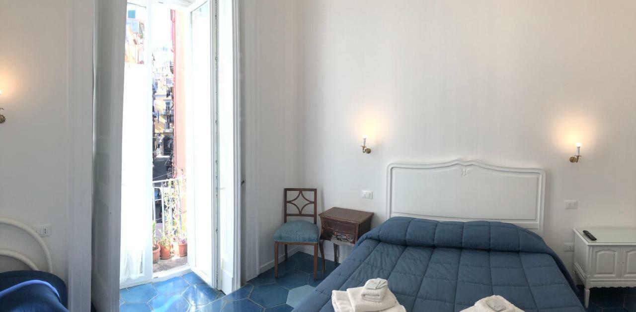 Il Sole Di Montesanto Bed & Breakfast Naples Exterior photo